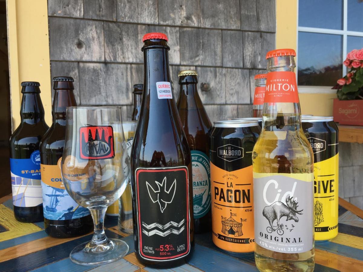 Auberge Cafe Acadien Bonaventure Eksteriør billede